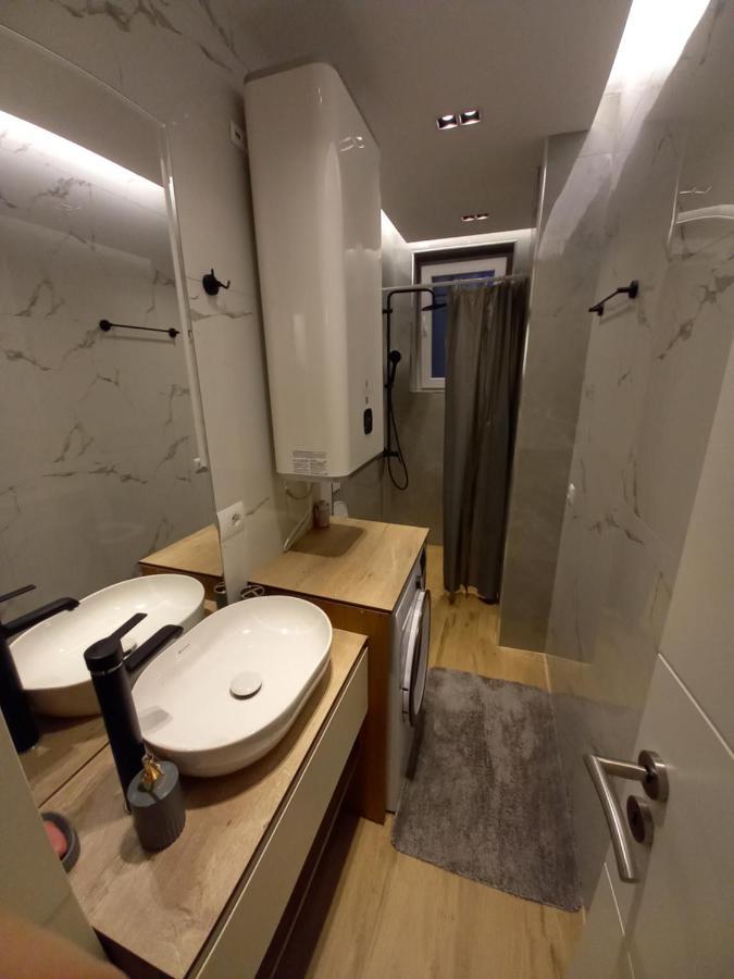 Rita Apartment Gjakova Екстериор снимка